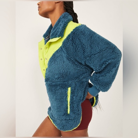 FP Movement Fall to Rise Pullover Jacket - Picture 3 of 7